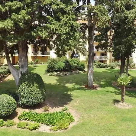 Classé 2 étoiles à 5 Minutes Du Centre Et 10 Des Thermes Appartement